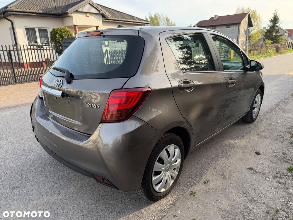 Toyota Yaris 1.0 Sol - 3