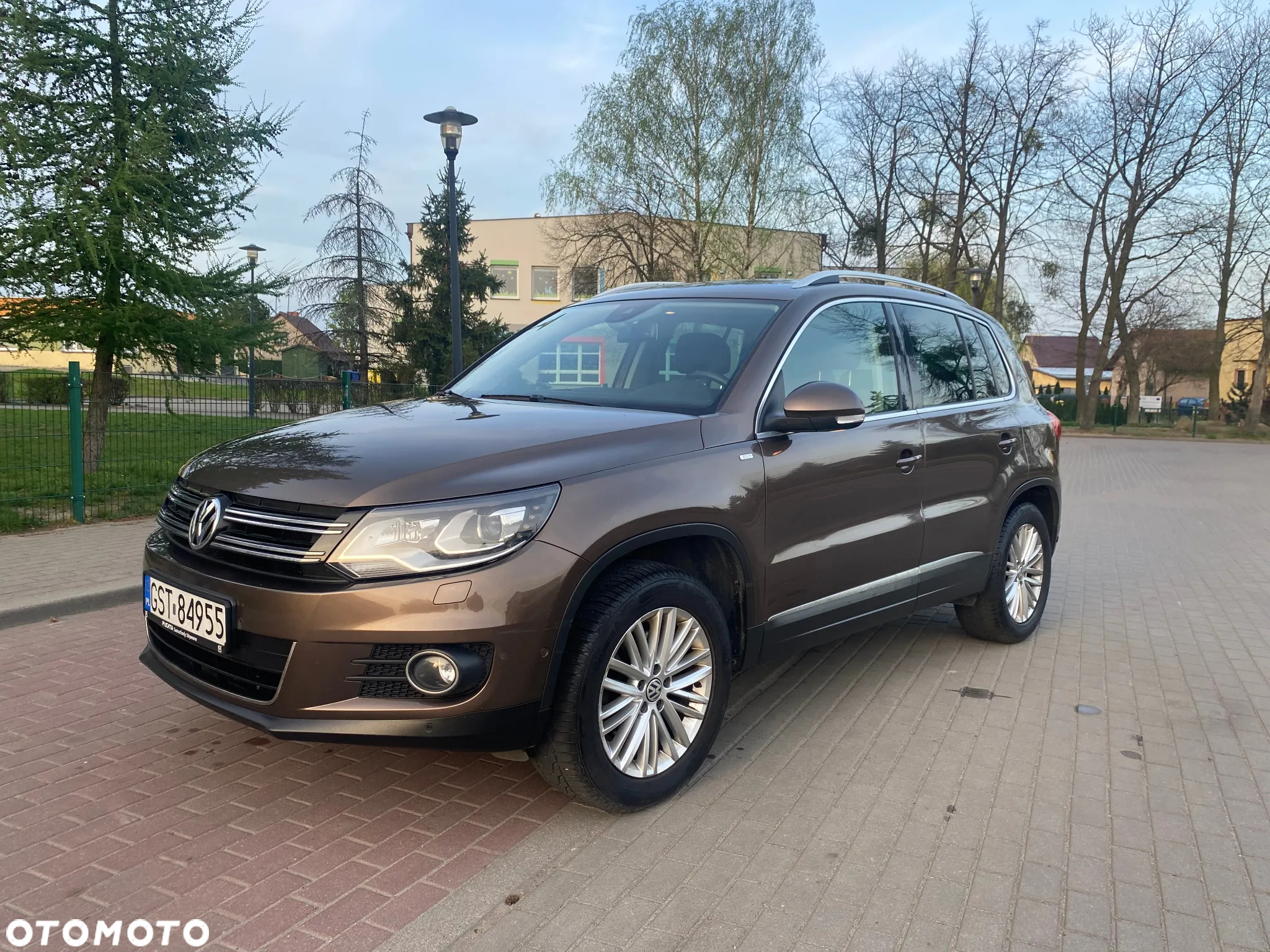 Volkswagen Tiguan 2.0 TDI DPF 4Motion DSG Cup Sport & Style - 4