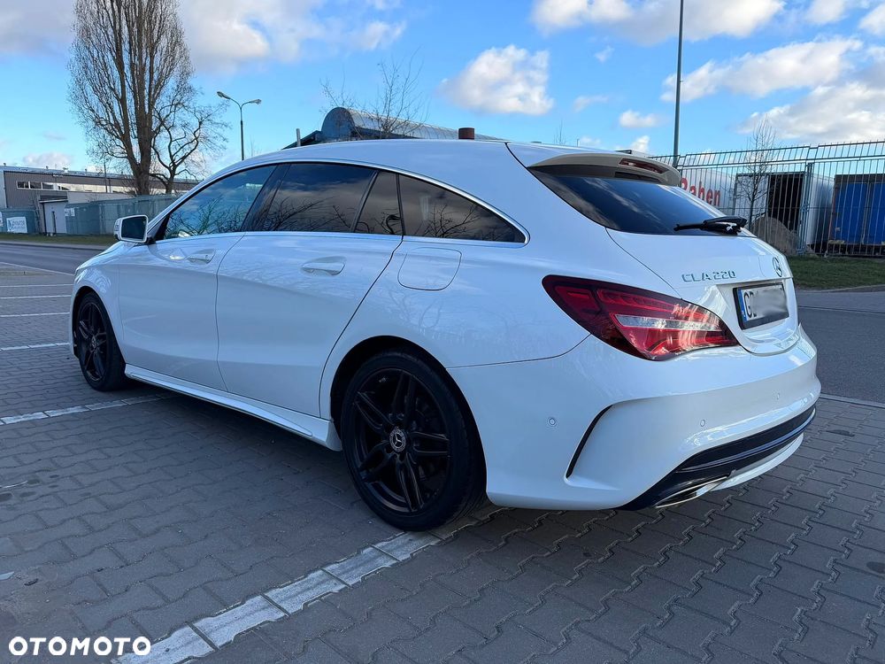 Mercedes-Benz CLA 220 4-Matic AMG Line - 15