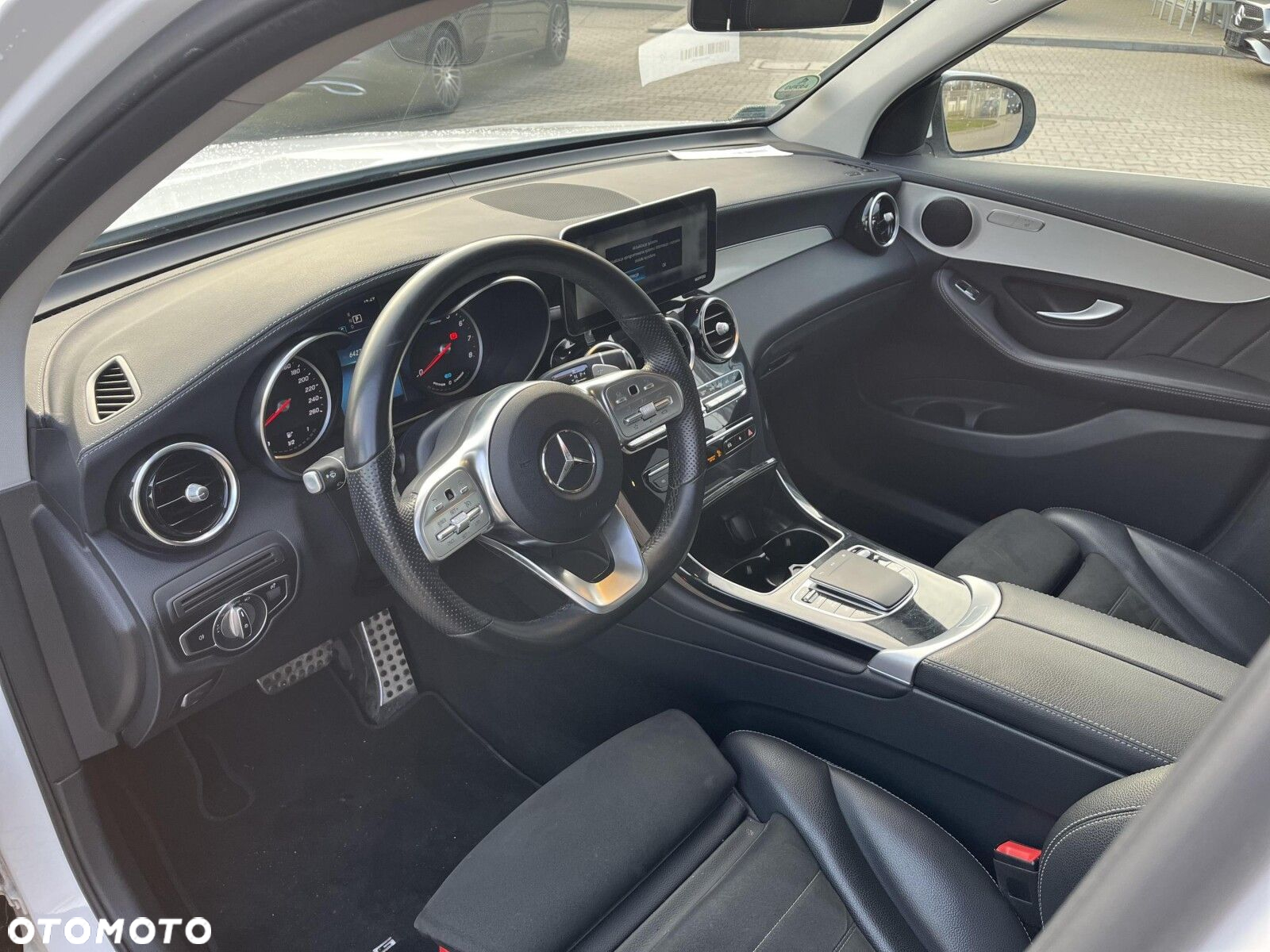 Mercedes-Benz GLC 200 4-Matic - 9