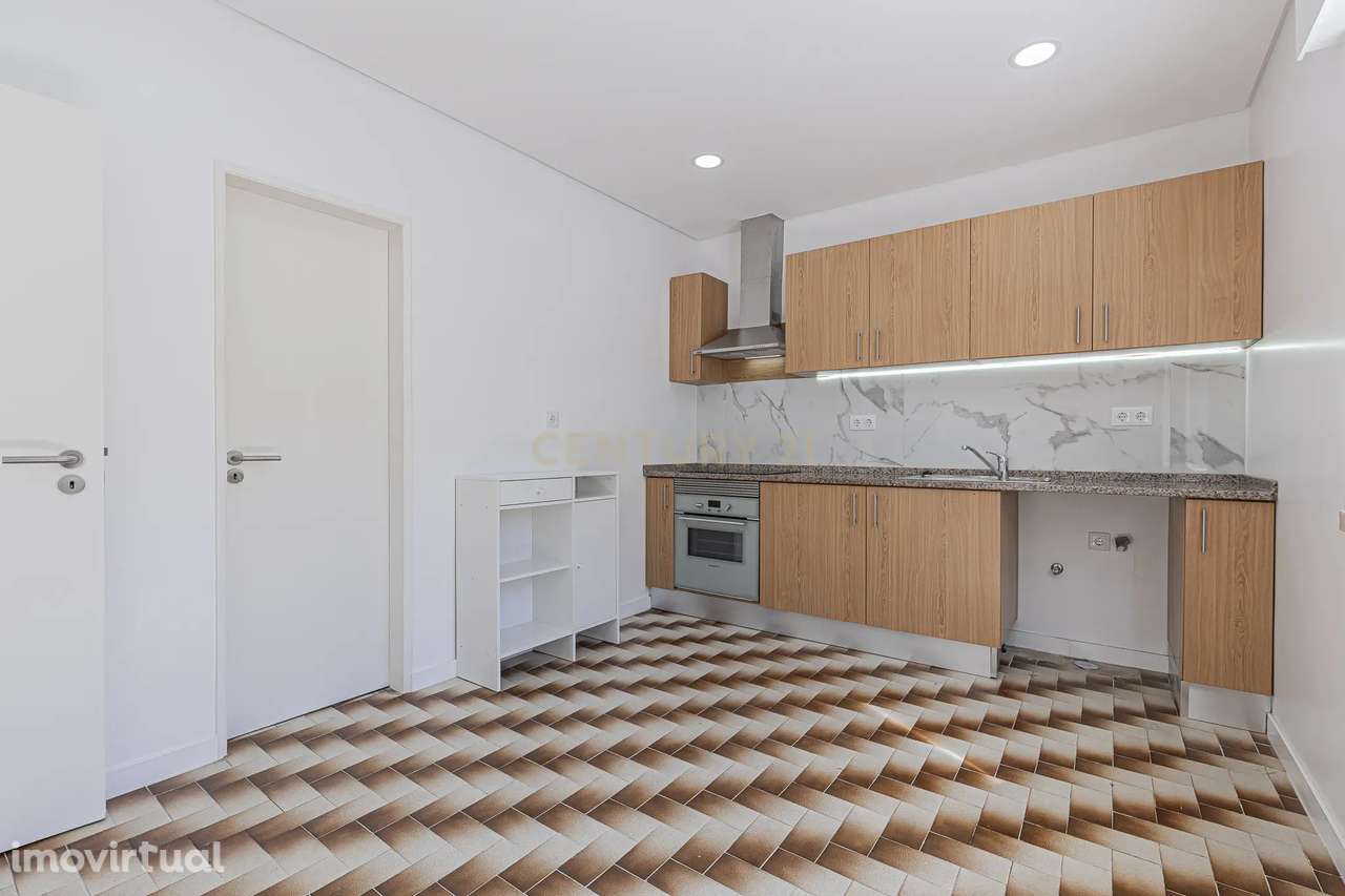 Arrendamento T3 Pontinha - Grande imagem: 4/54