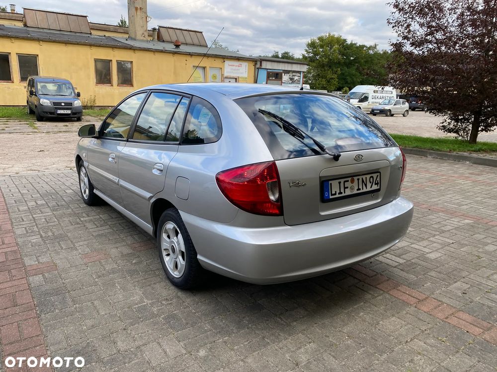 Kia Rio 1.3 RS (klm) - 4