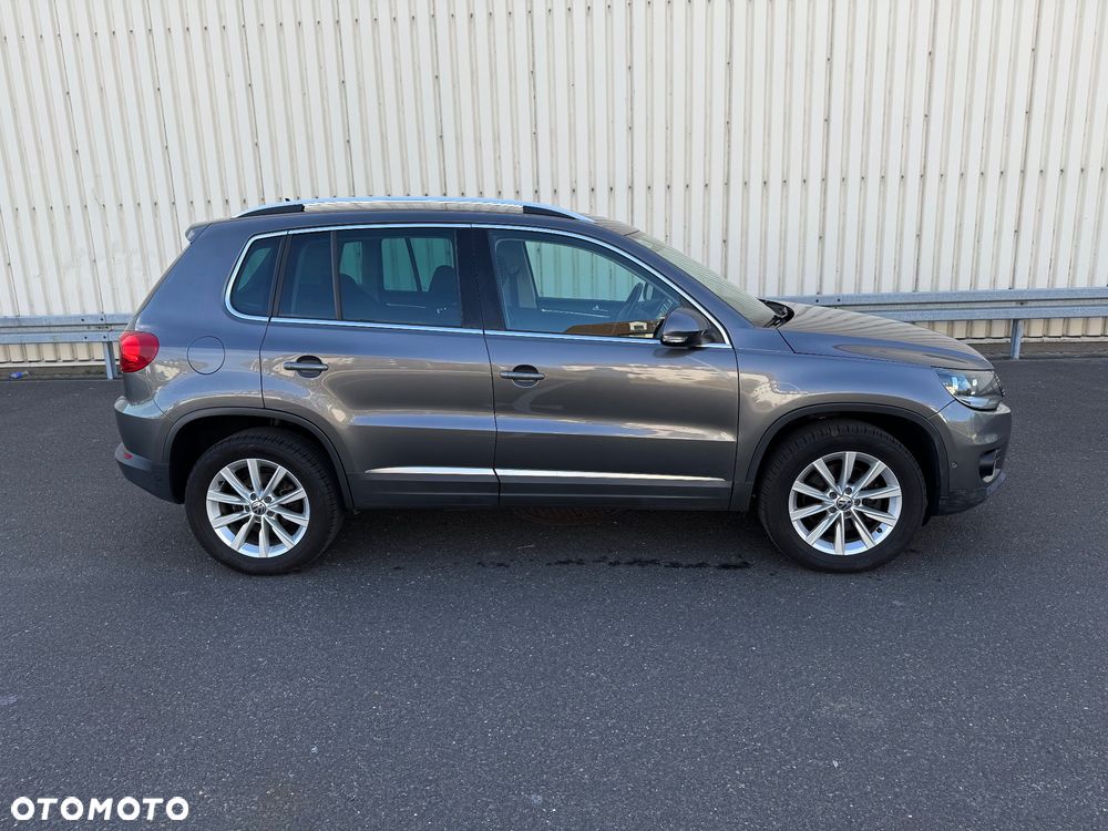 Volkswagen Tiguan - 8