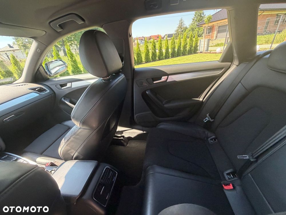 Audi A4 Avant - 12