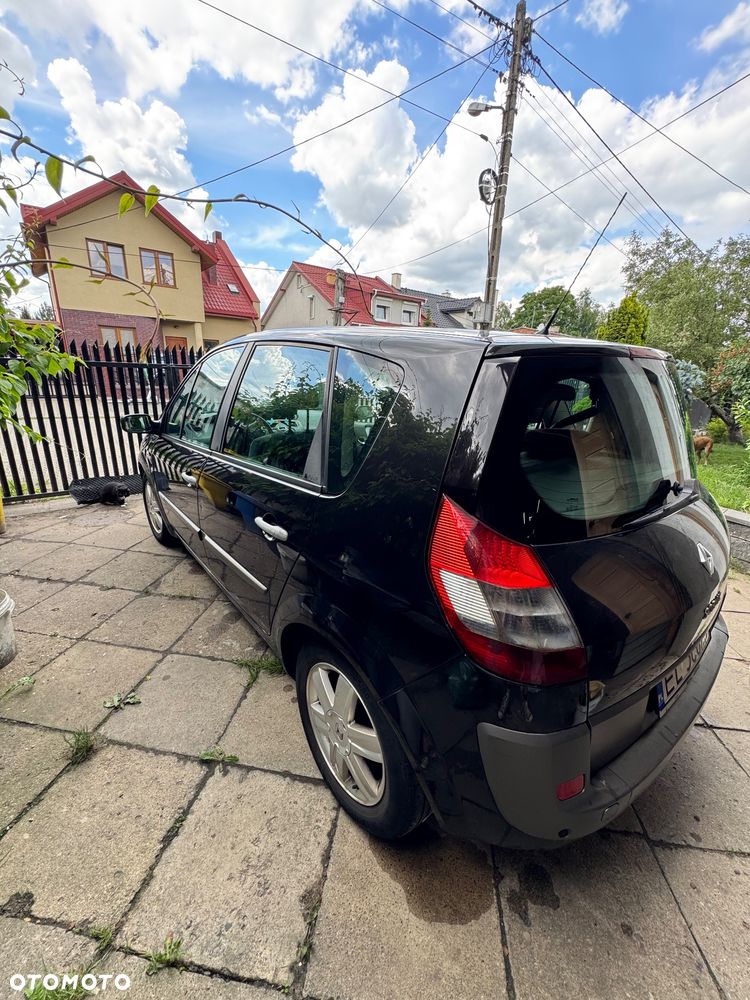 Renault Scenic 2.0 16V Emotion Plus - 3