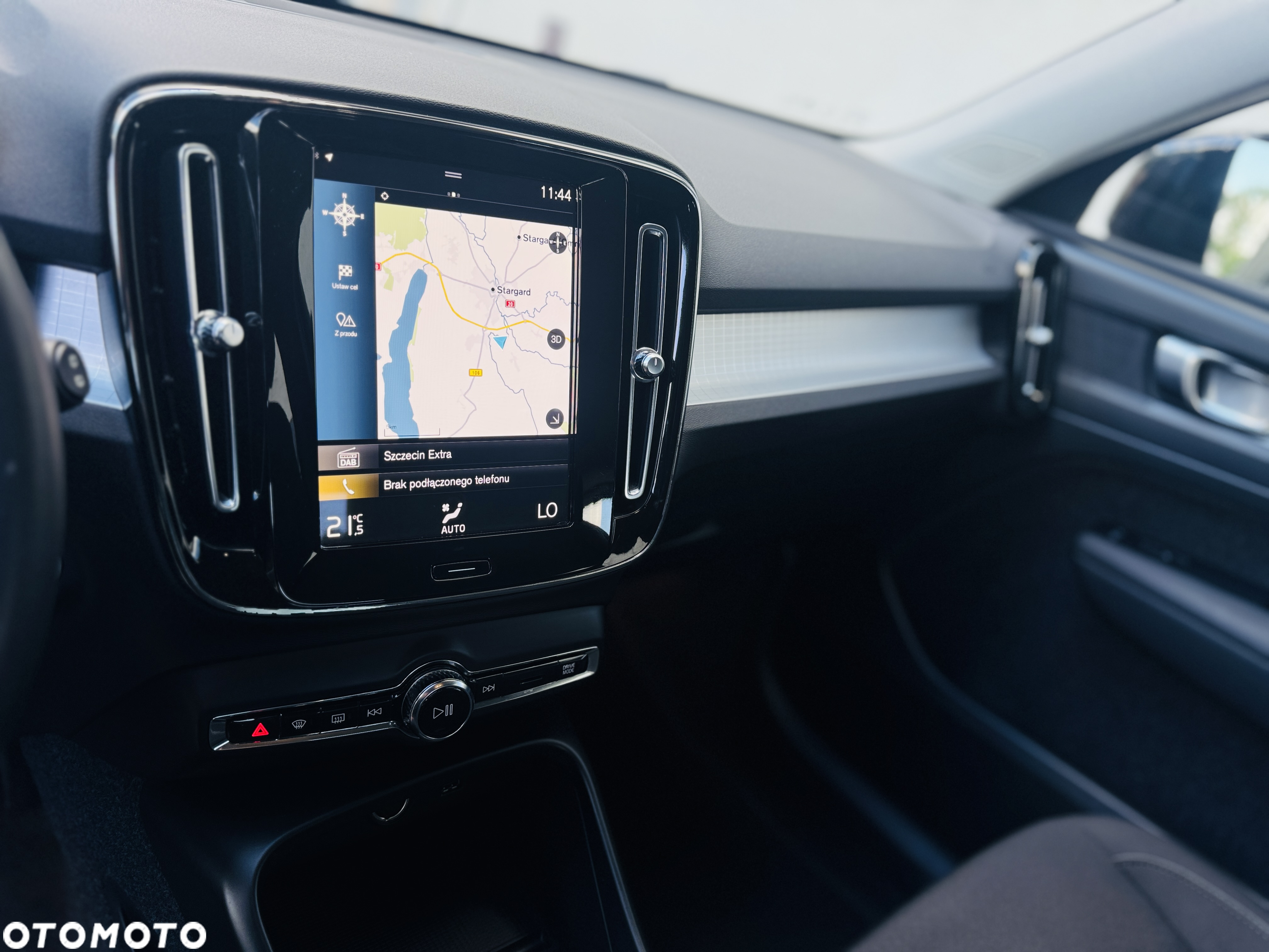 Volvo XC 40 T2 Plus Dark - 31