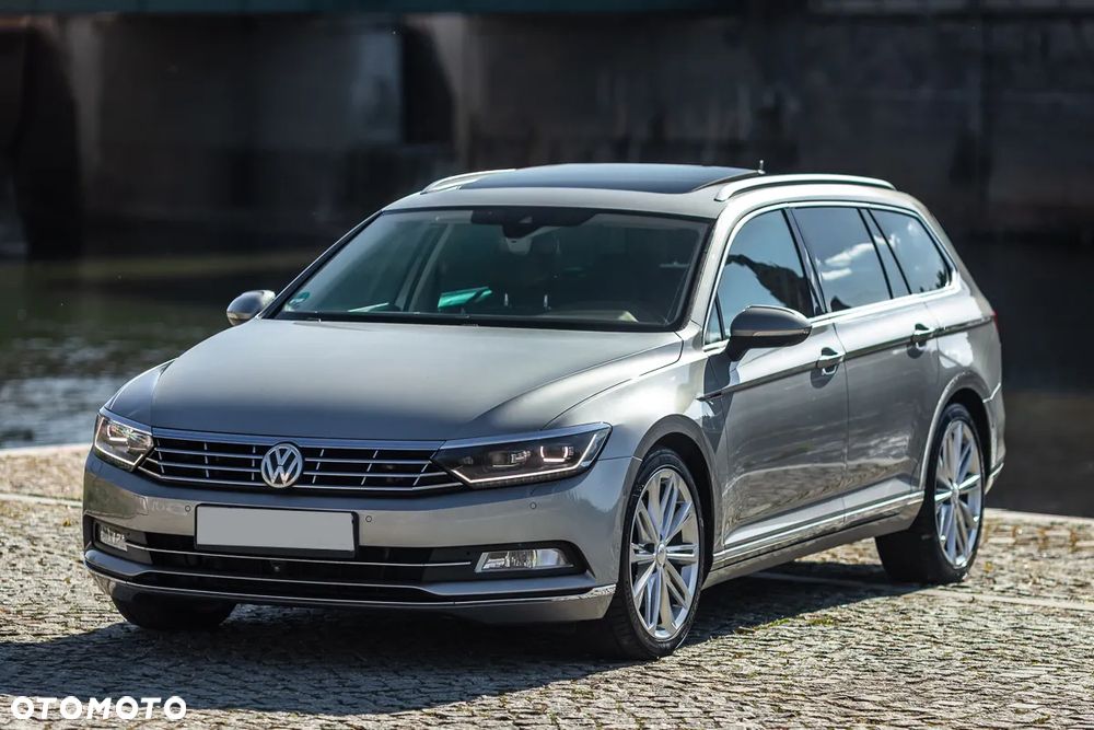 Volkswagen Passat Variant 2.0 TDI SCR 4Motion DSG Highline - 3