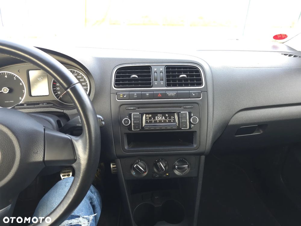 Volkswagen Polo 1.2 Style - 23