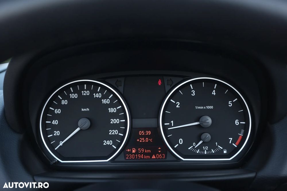 BMW Seria 1 118i Edition Exclusive - 15