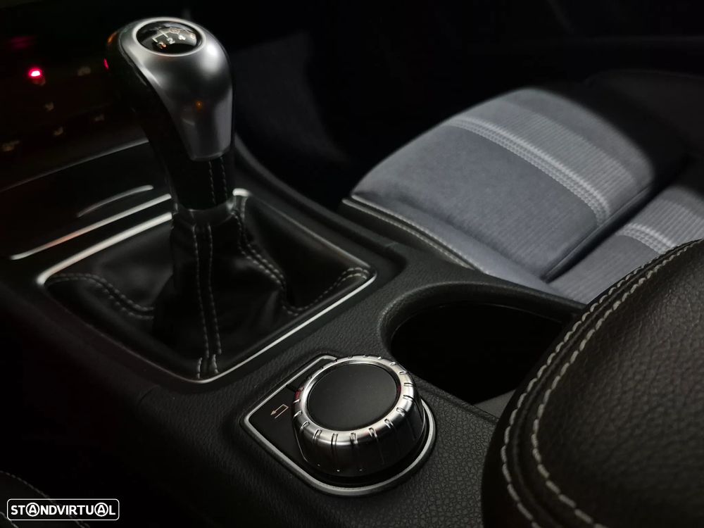 Mercedes-Benz CLA 180 d Shooting Brake Fleet Pack Plus - 27