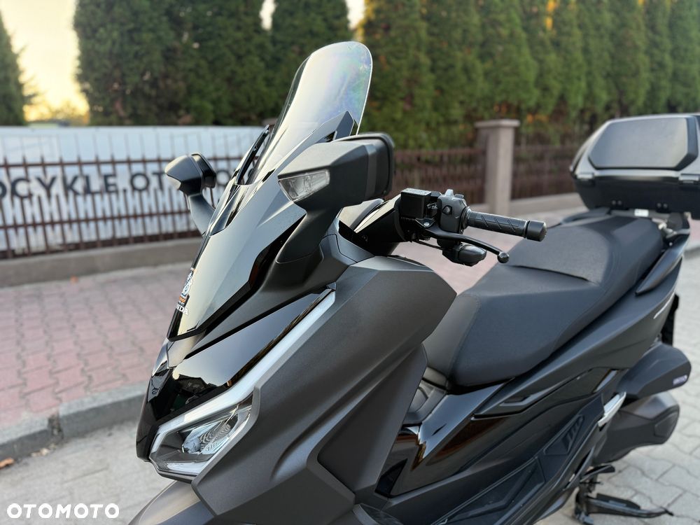 Honda NSS - 17