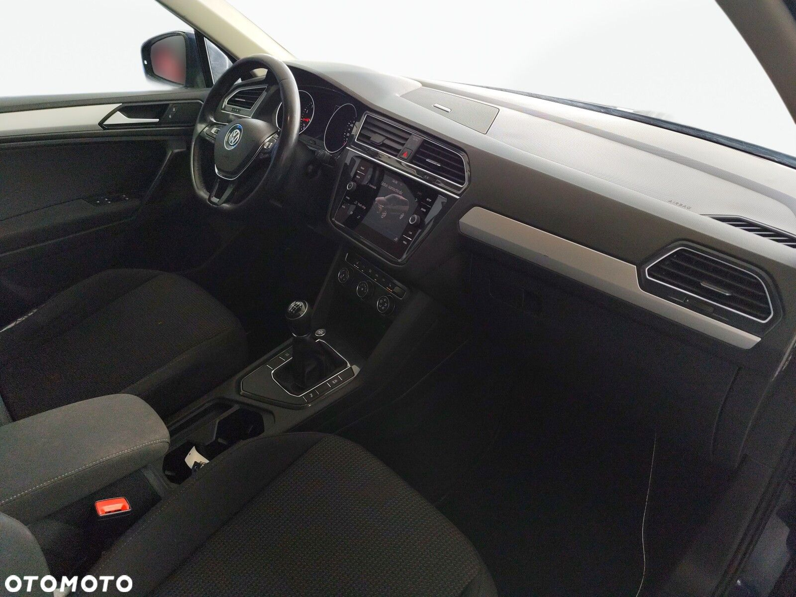 Volkswagen Tiguan - 17