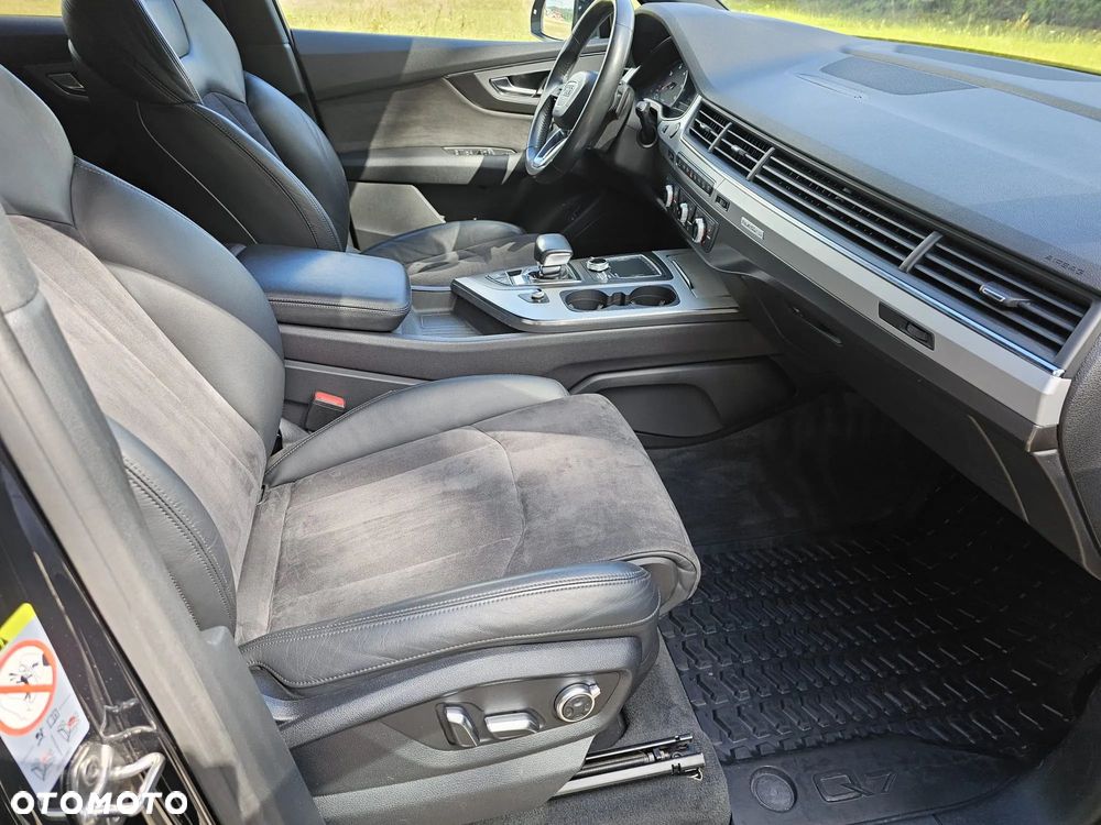 Audi Q7 - 22