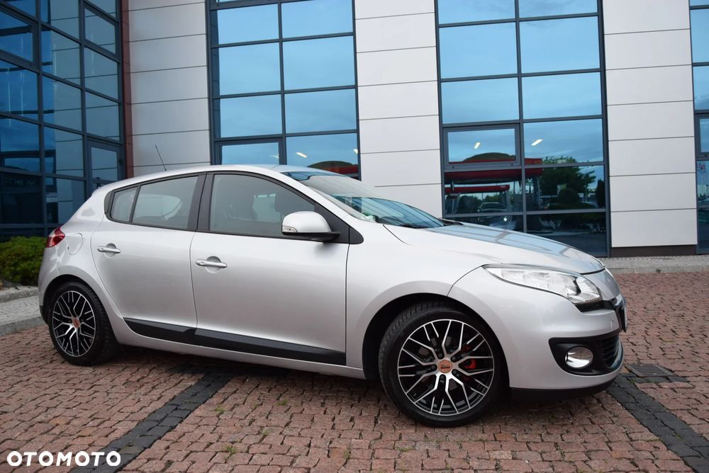Renault Megane 1.6 16V 100 Expression - 12