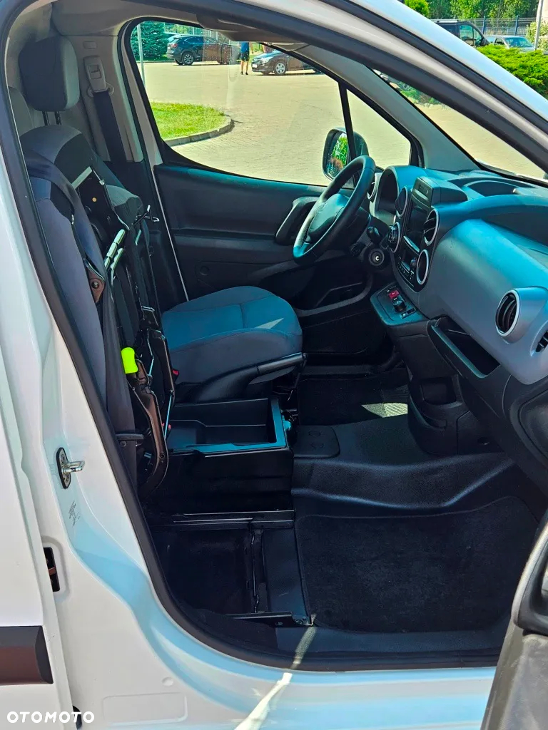 Peugeot PARTNER - 16