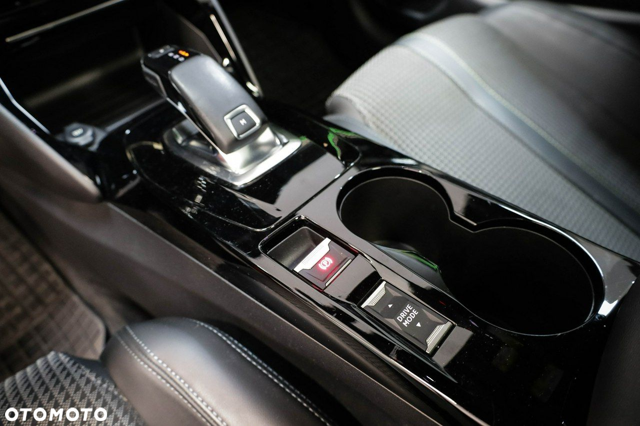 Peugeot 208 - 20