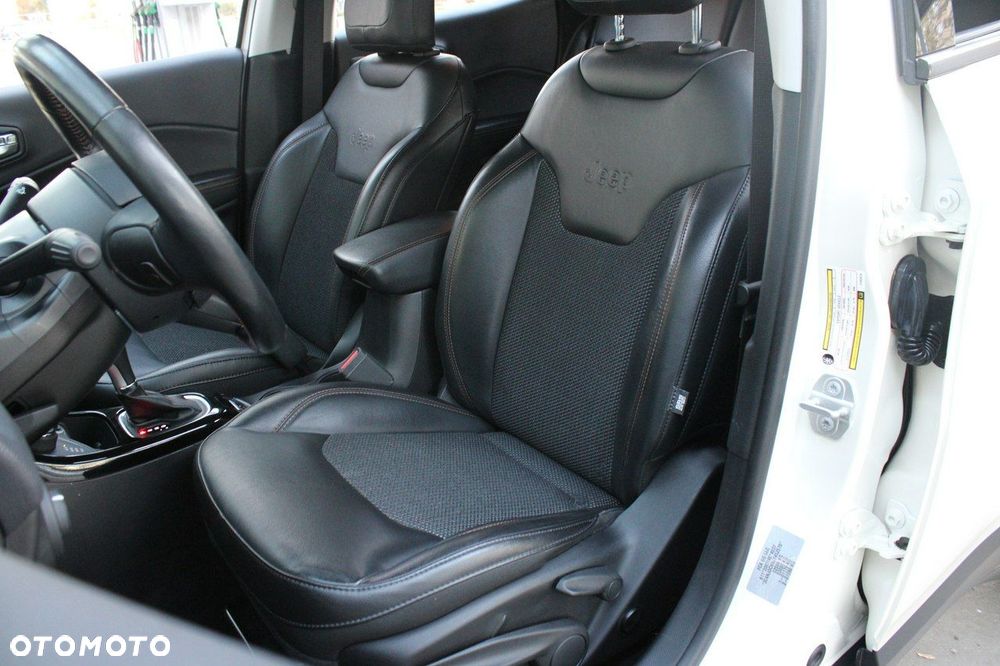 Jeep Compass 1.4 TMair Limited 4WD S&S - 11