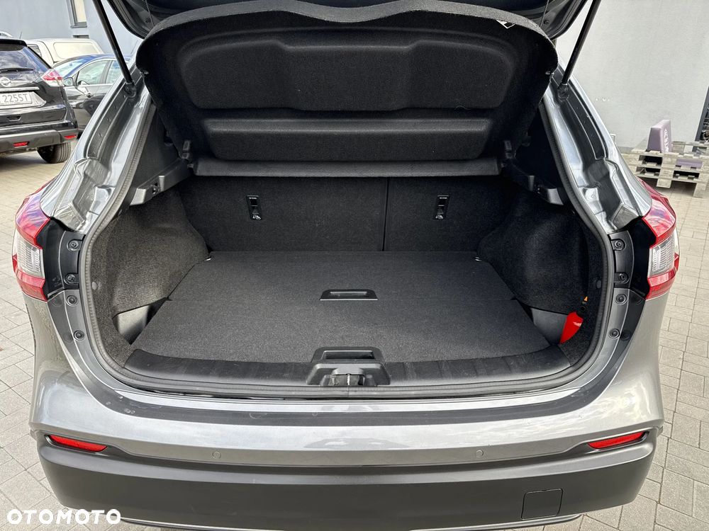 Nissan Qashqai 1.6 DCi N-Connecta Xtronic EU6 - 17