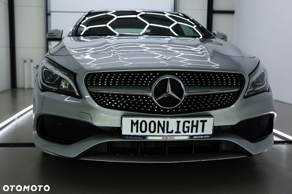 Mercedes-Benz CLA 200 7G-DCT AMG Line - 4