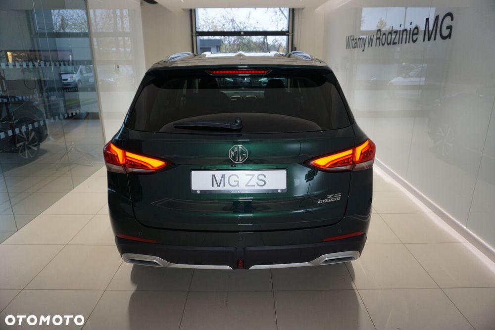MG ZS Hybrid+ - 19