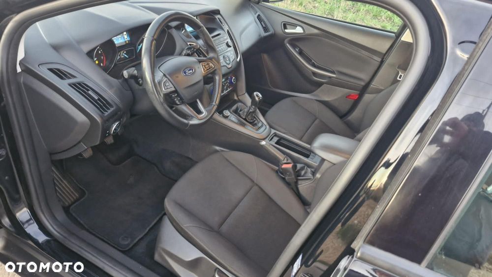 Ford Focus 1.0 EcoBoost STart-Stopp-System TITANIUM - 8