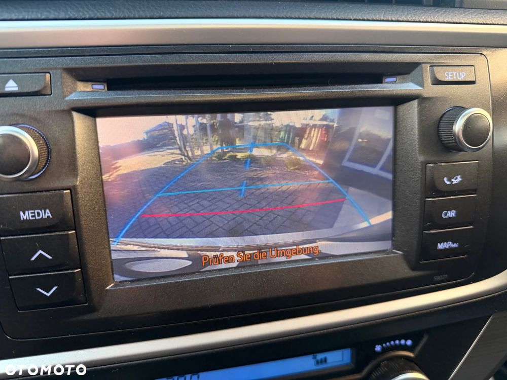 Toyota Auris 1.6 Executive - 21