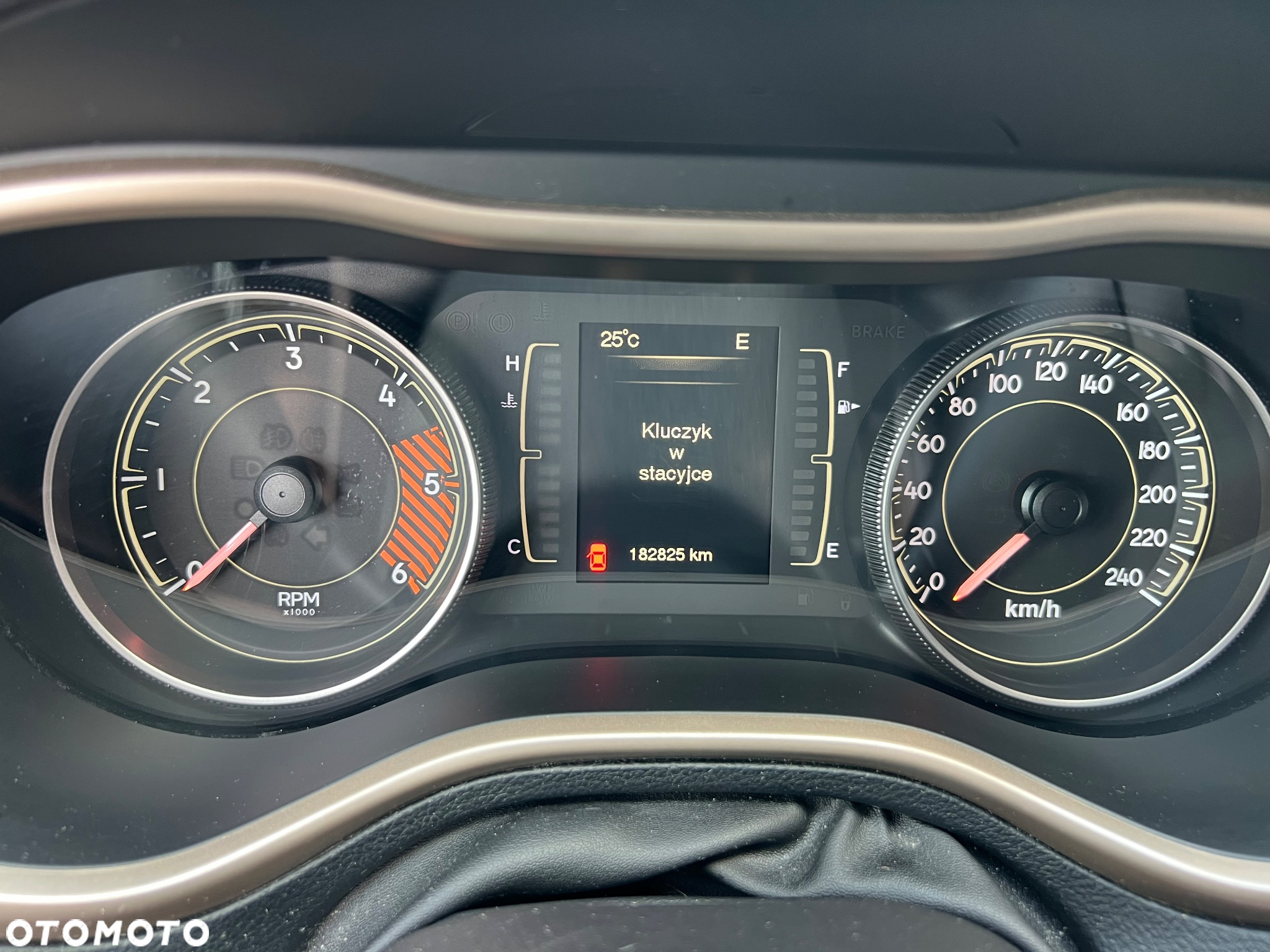 Jeep Cherokee 2.0 MJD Active Drive I Longitude - 31