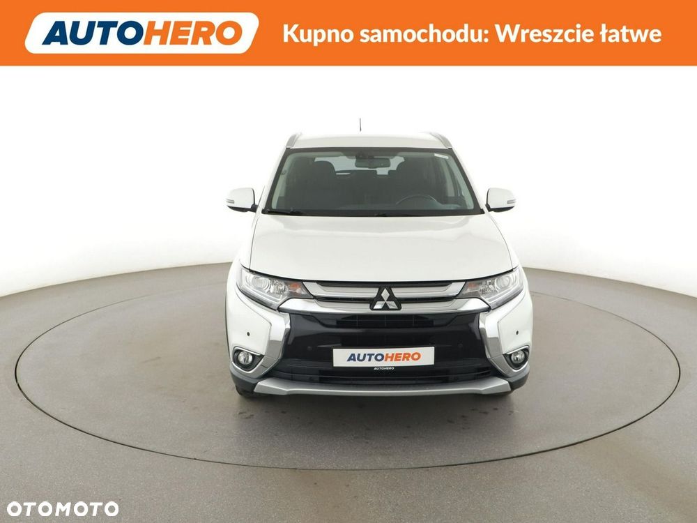 Mitsubishi Outlander 2.0 2WD SUV-Star - 12