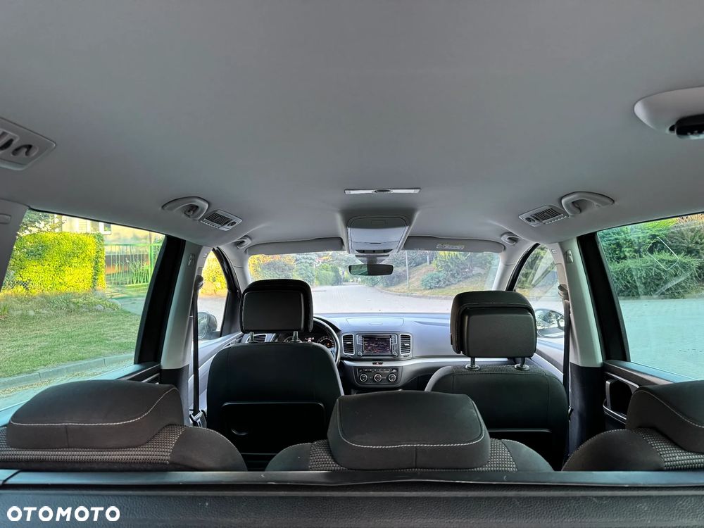 Volkswagen Sharan 2.0 TDI BMT Comfortline DSG - 17
