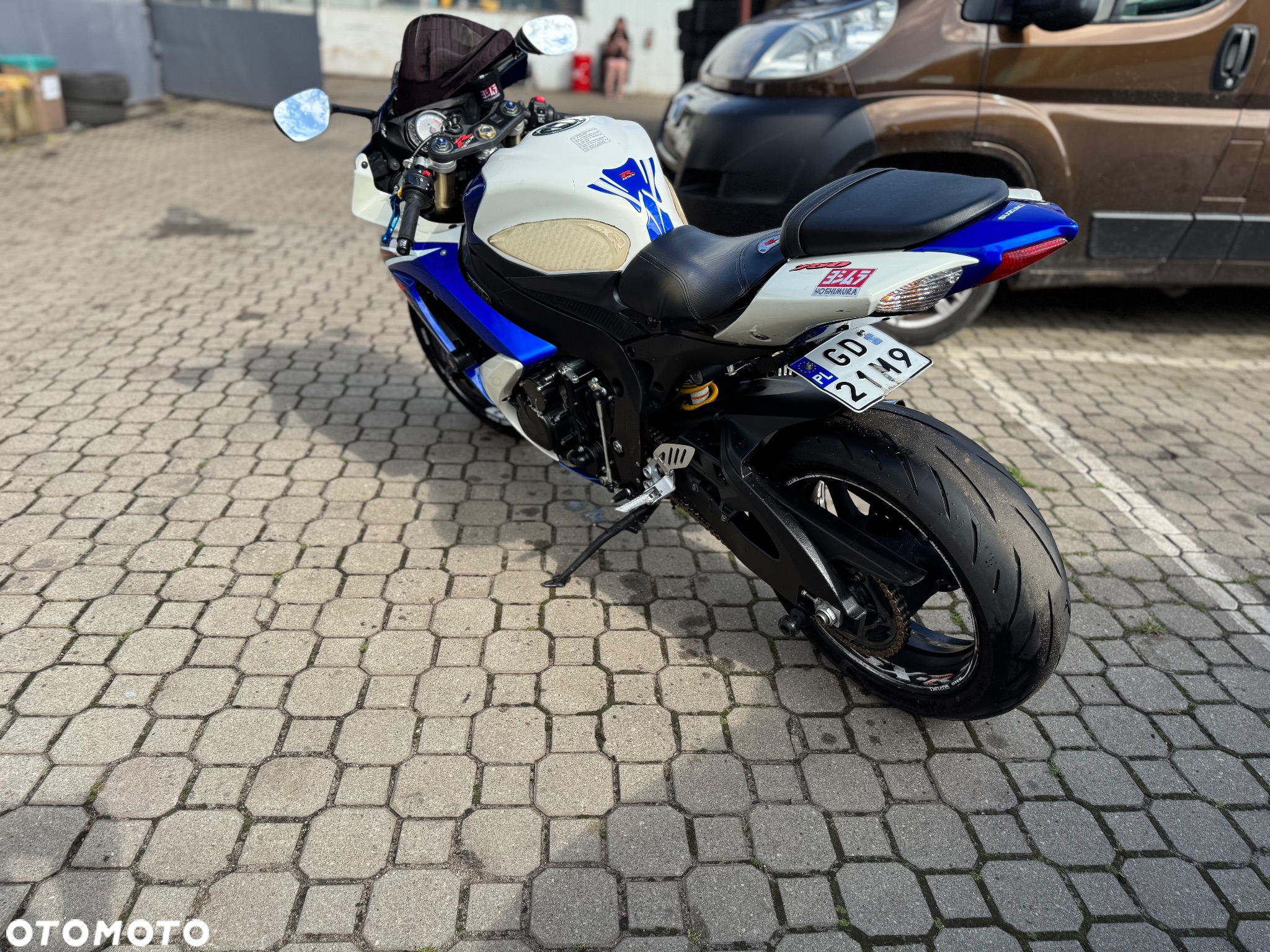 Suzuki GSX-R - 6