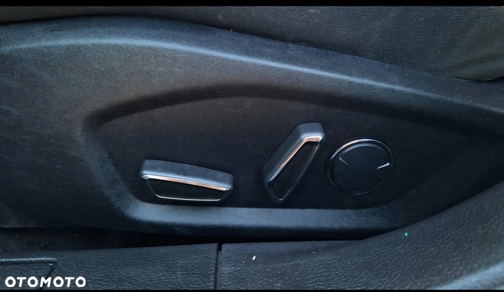 Ford Fusion - 16