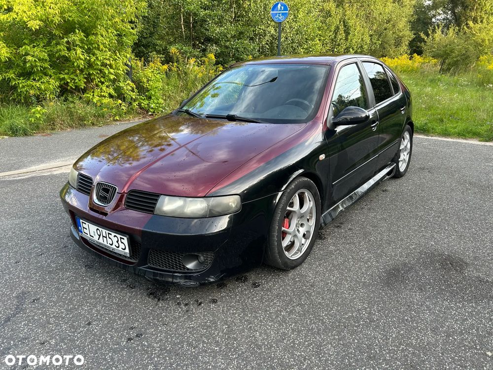 Seat Leon 1.8T Cupra R - 1