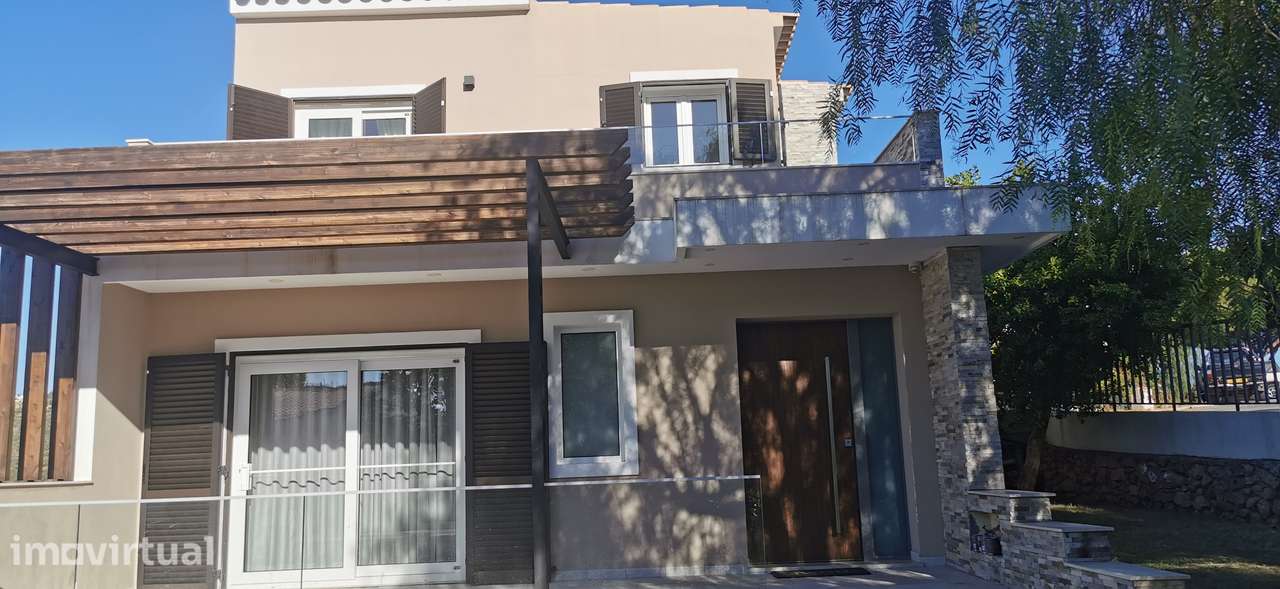 MORADIA T3 COM PISCINA E VISTA PRIVILEGIADA | LOULÉ, ALGARVE - Grande imagem: 3/40