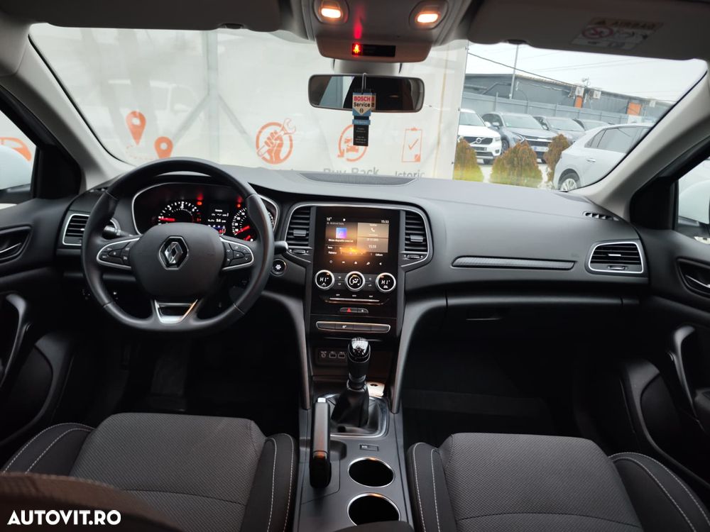 Renault Megane BLUE dCi 115 INTENS - 8