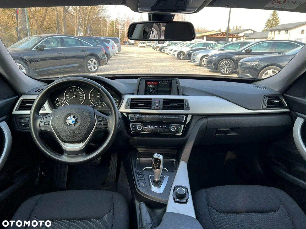 BMW 3GT 320i Advantage - 8
