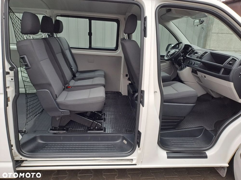Volkswagen Transporter - 16