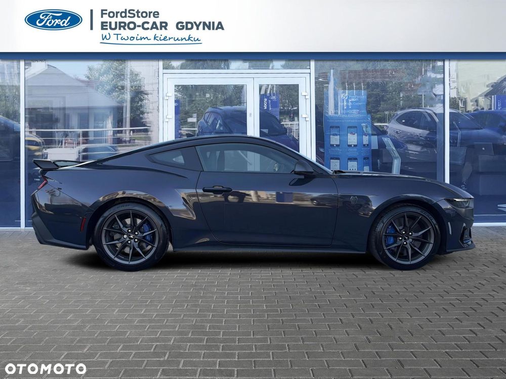 Ford Mustang - 9