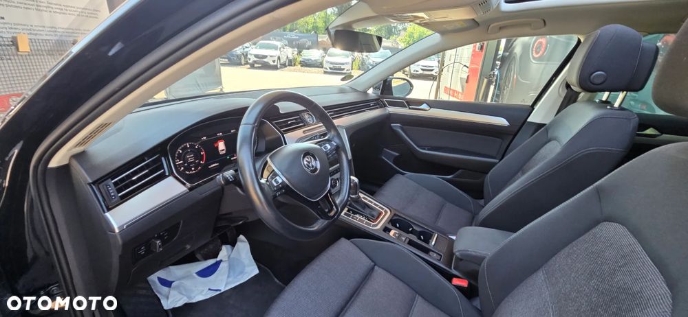Volkswagen Passat Variant 2.0 TDI EVO Business DSG - 28