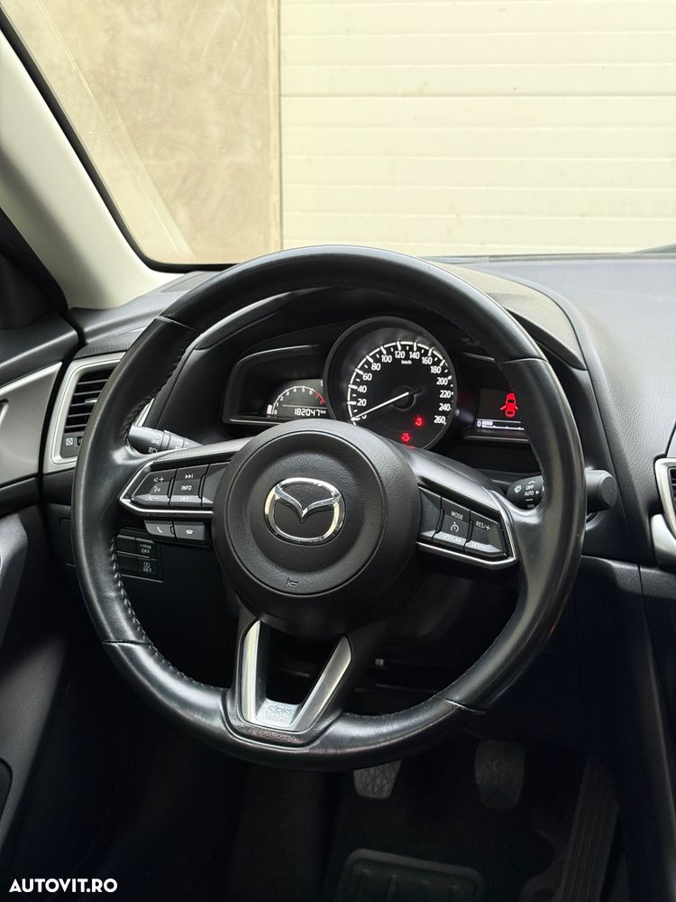 Mazda 3 - 15