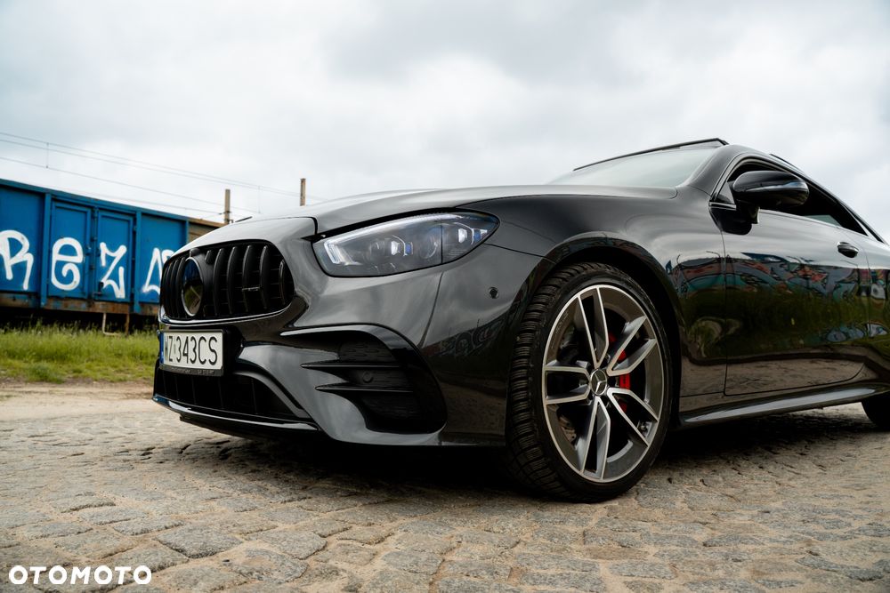 Mercedes-Benz Klasa E AMG 53 4-Matic+ 9G-TRONIC - 18