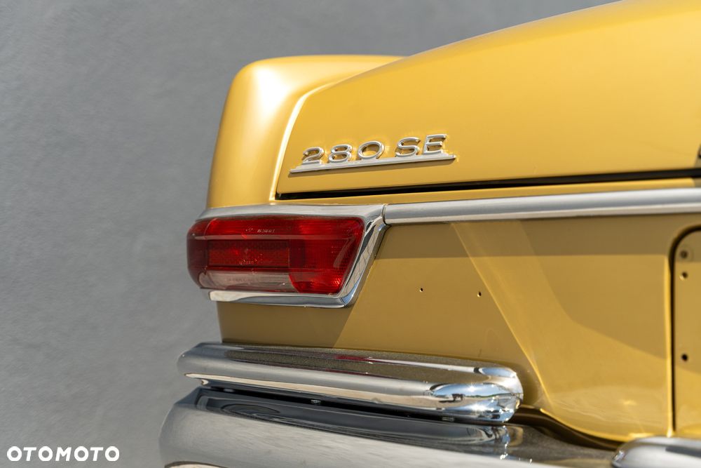 Mercedes-Benz 280 - 27