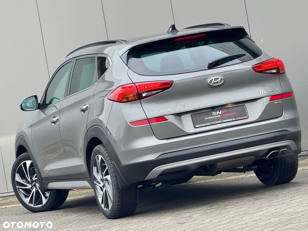 Hyundai Tucson 2.0 CRDI 4WD Automatik Premium - 34