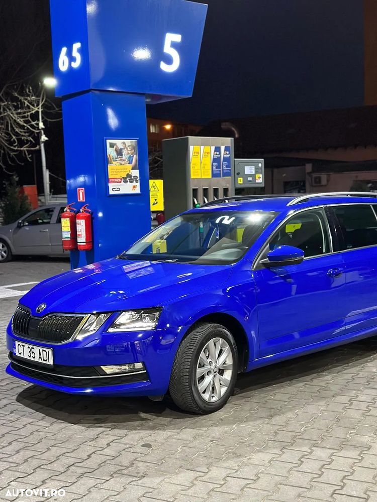 Skoda Octavia 1.6 TDI DSG Ambition - 10