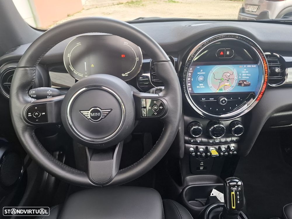 MINI 3 Portas Cooper SE Yours - 11