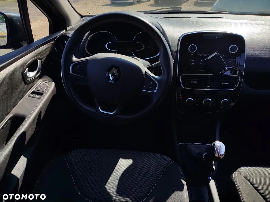 Renault Clio 0.9 TCe Alize - 11
