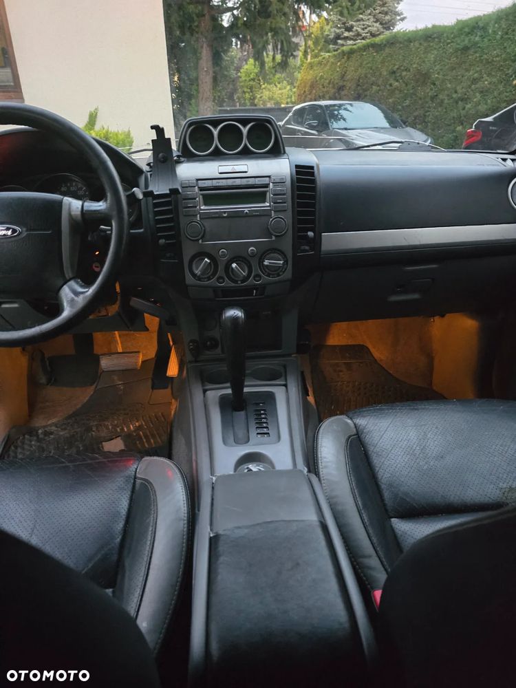 Ford Ranger - 13