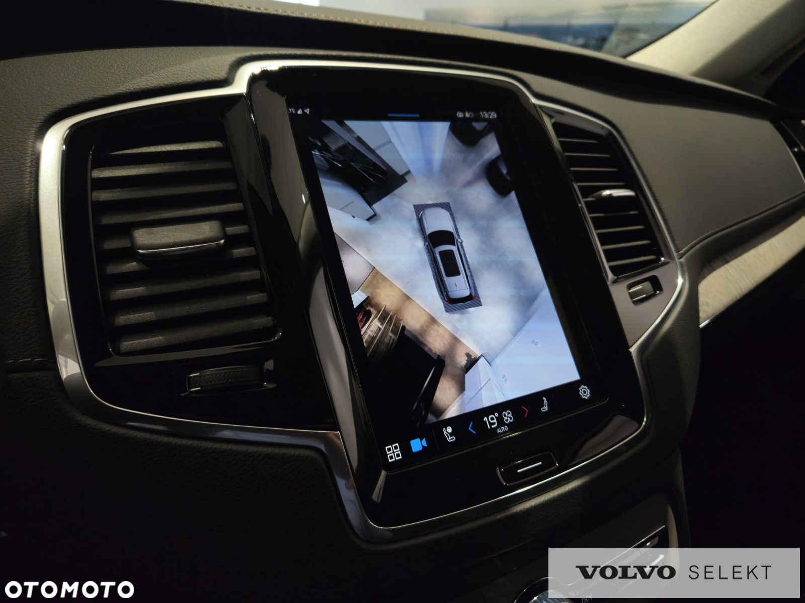 Volvo XC 90 - 21