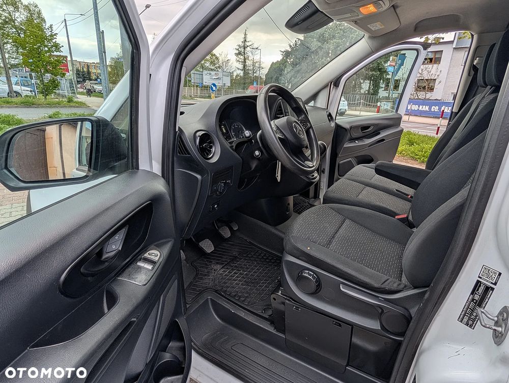Mercedes-Benz Vito 110CDI long! 3-miejsca! klima! kamera! - 17