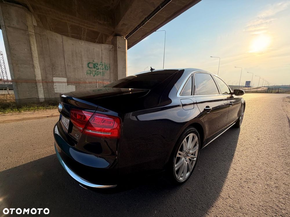 Audi A8 4.2 FSI L Quattro - 1