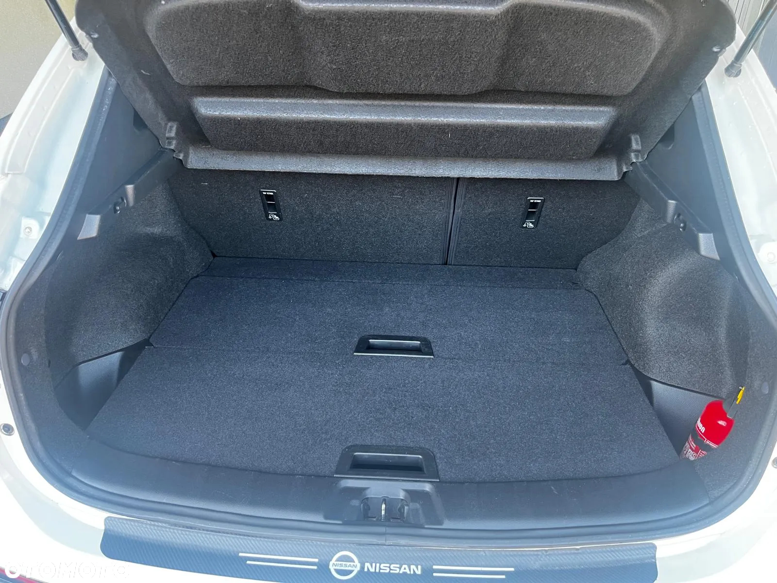 Nissan Qashqai 1.6 DIG-T N-Connecta - 32